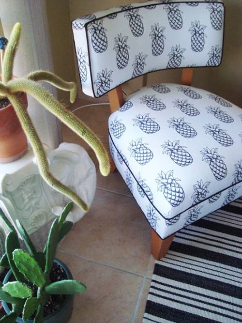 pineapple print chair